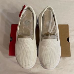 Skechers Go Walk Joy Slip Ons